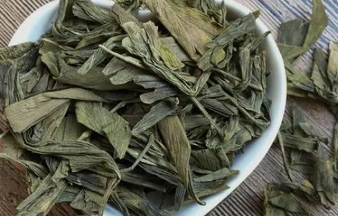 银杏叶杜仲叶三七茶.png